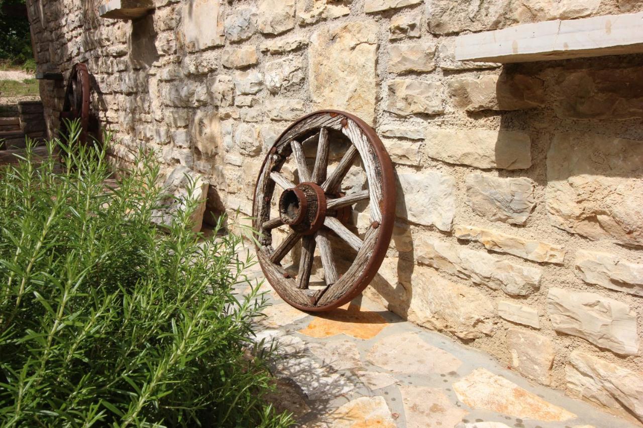Stone House Skrivena Villa Pridraga Eksteriør bilde