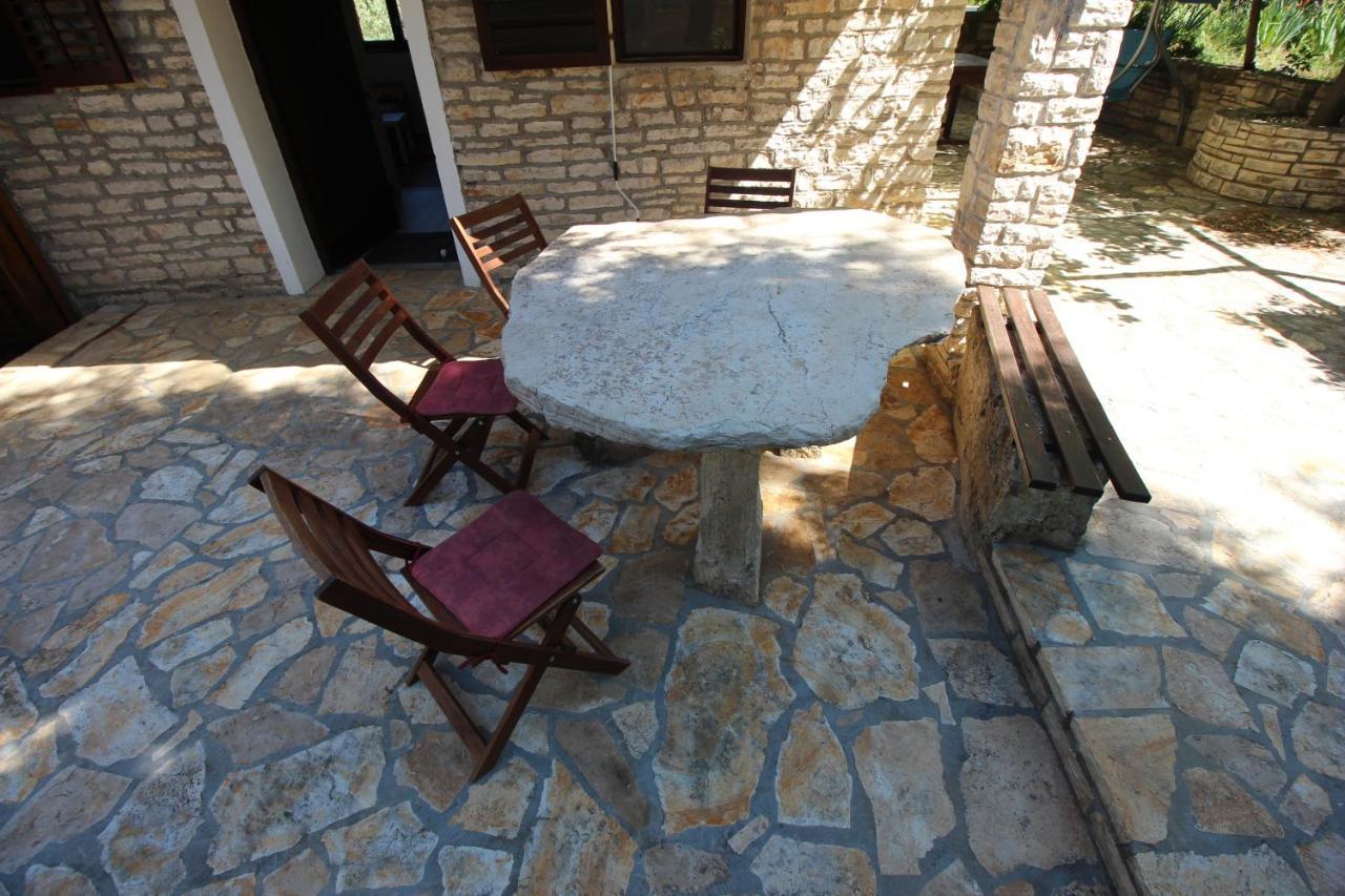 Stone House Skrivena Villa Pridraga Eksteriør bilde
